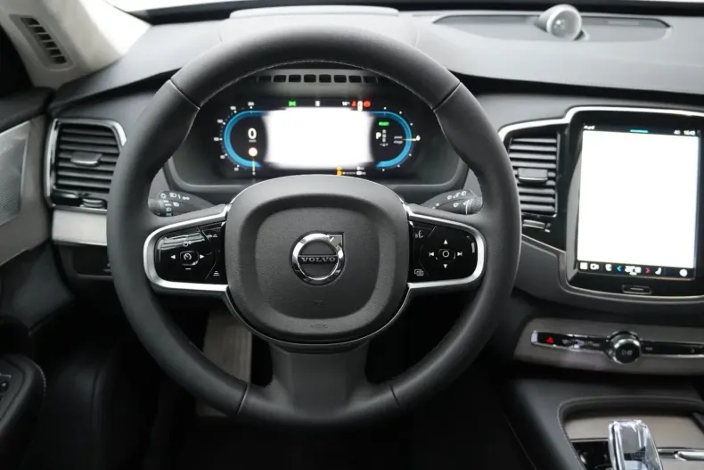 Volvo XC90 din 2024 cu 14.007 km - oferta VOL121425 - foto 17