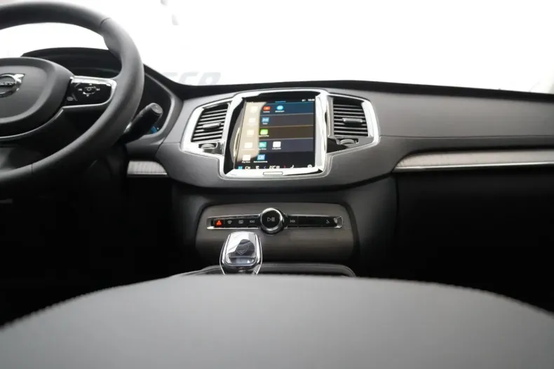 Volvo XC90 din 2024 cu 14.007 km - oferta VOL121425 - foto 21