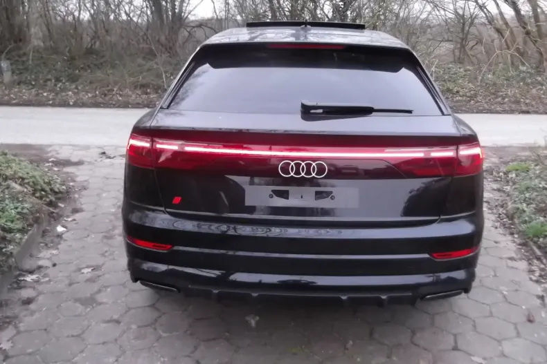 Audi Q8 din 2025 cu 30 km - oferta AUD121426 - foto 4