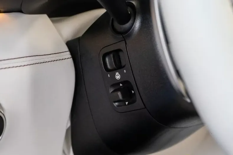 Mercedes-Benz SL 63 AMG din 2025 cu 33 km - oferta MER121428 - foto 11