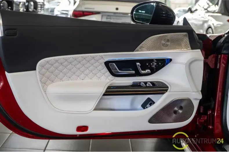 Mercedes-Benz SL 63 AMG din 2025 cu 33 km - oferta MER121428 - foto 13