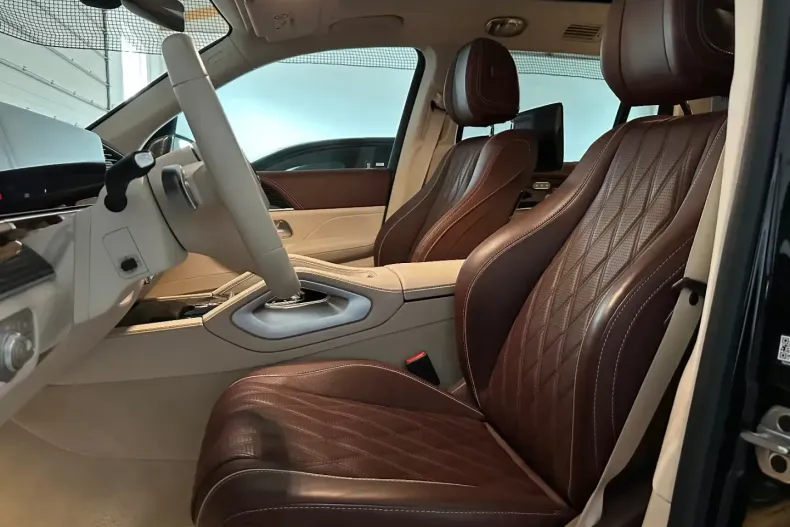 Mercedes-Benz GLS 600 din 2024 cu 18.700 km - oferta MER121430 - foto 18