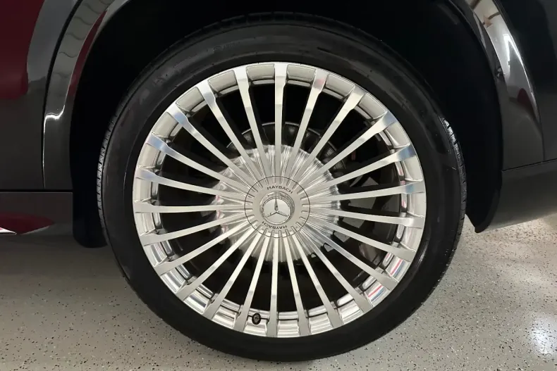 Mercedes-Benz GLS 600 din 2024 cu 18.700 km - oferta MER121430 - foto 26