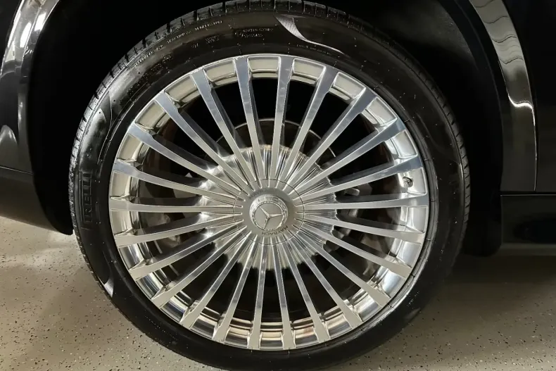 Mercedes-Benz GLS 600 din 2024 cu 18.700 km - oferta MER121430 - foto 27