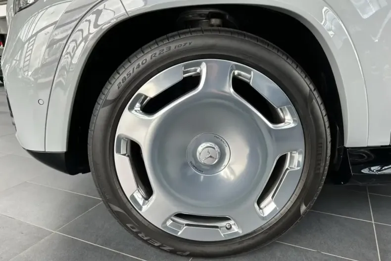 Mercedes-Benz GLS 600 din 2024 cu 3.661 km - oferta MER121431 - foto 8