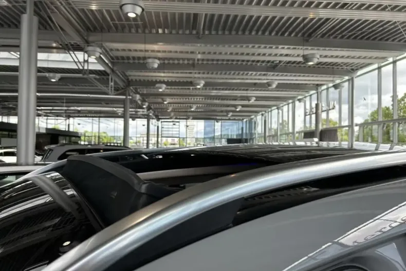 Mercedes-Benz GLS 600 din 2024 cu 3.661 km - oferta MER121431 - foto 9