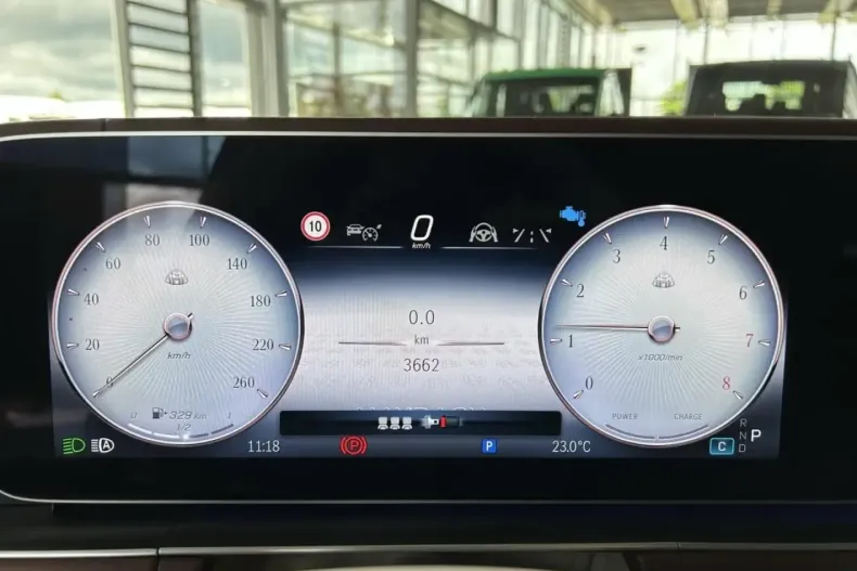 Mercedes-Benz GLS 600 din 2024 cu 3.661 km - oferta MER121431 - foto 12