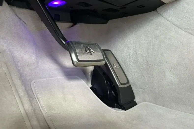 Mercedes-Benz GLS 600 din 2024 cu 3.661 km - oferta MER121431 - foto 17