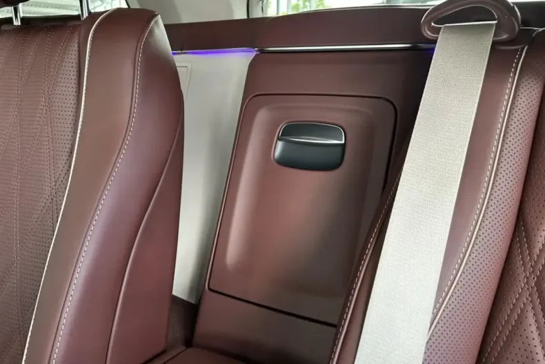 Mercedes-Benz GLS 600 din 2024 cu 3.661 km - oferta MER121431 - foto 23