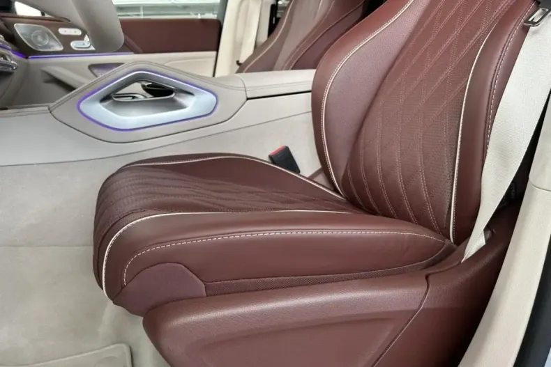 Mercedes-Benz GLS 600 din 2024 cu 3.661 km - oferta MER121431 - foto 29