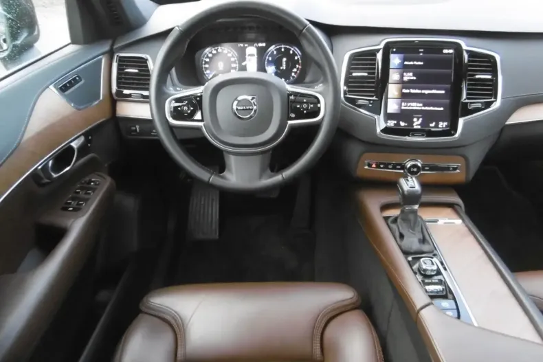 Volvo XC90 din 2020 cu 74.939 km - oferta VOL121439 - foto 6