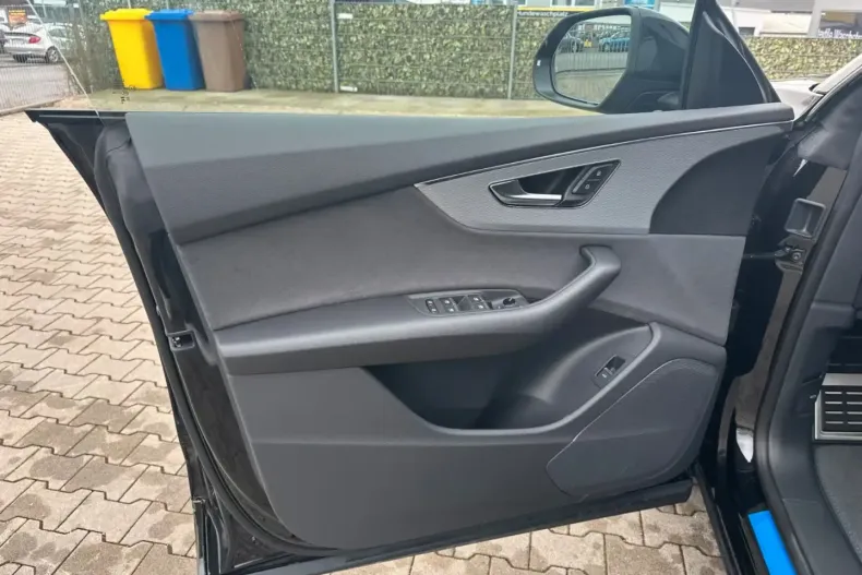 Audi Q8 din 2025 cu 30 km - oferta AUD121441 - foto 6