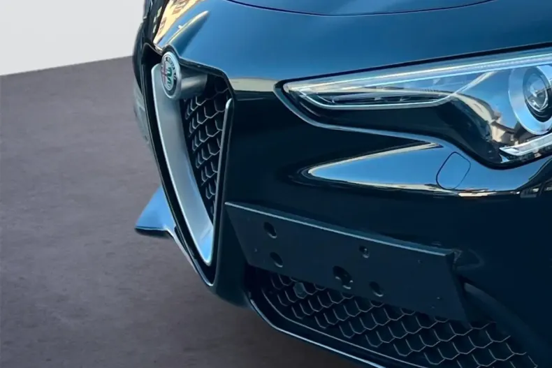 Alfa Romeo Stelvio din 2023 cu 41.873 km - oferta ALF121443 - foto 6