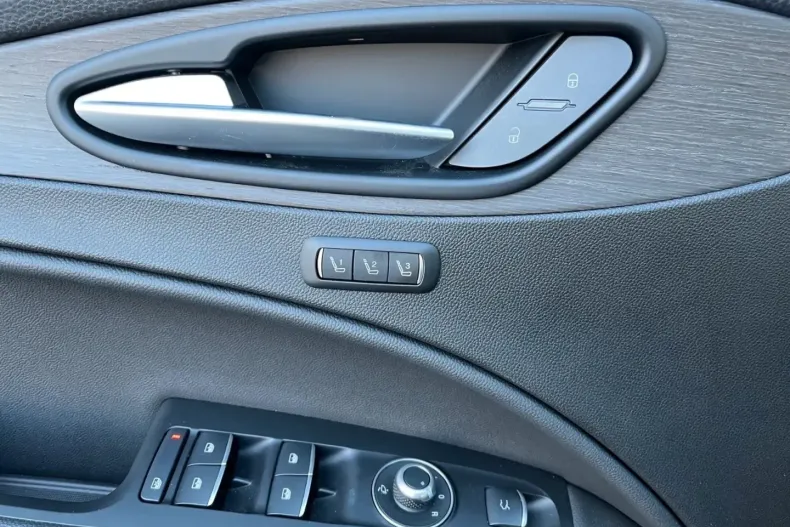 Alfa Romeo Stelvio din 2023 cu 41.873 km - oferta ALF121443 - foto 14