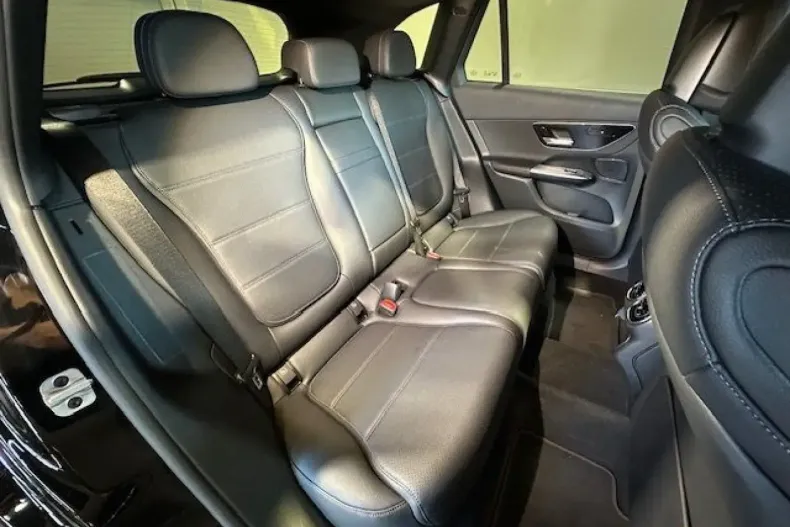 Mercedes-Benz GLC 200 din 2023 cu 50.225 km - oferta MER121444 - foto 11