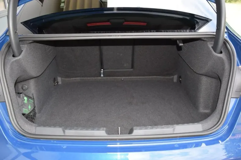 Audi S3 din 2024 cu 8.100 km - oferta AUD121445 - foto 14