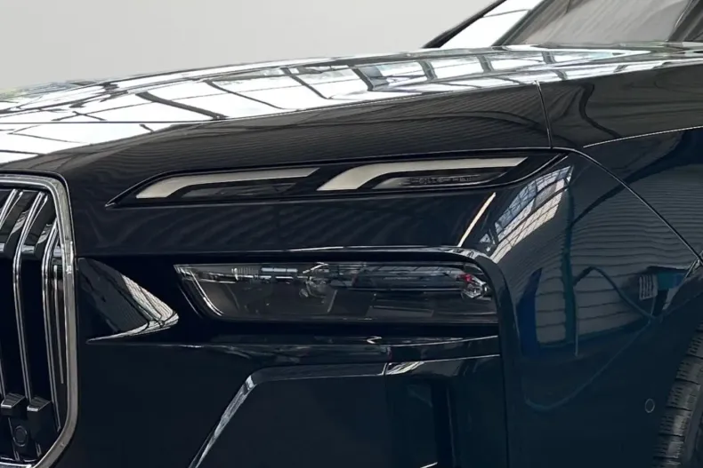 BMW 740 din 2024 cu 12.300 km - oferta BMW121448 - foto 10