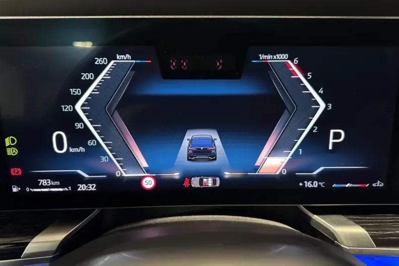 BMW 740 din 2024 cu 12.300 km - oferta BMW121448 - foto 12