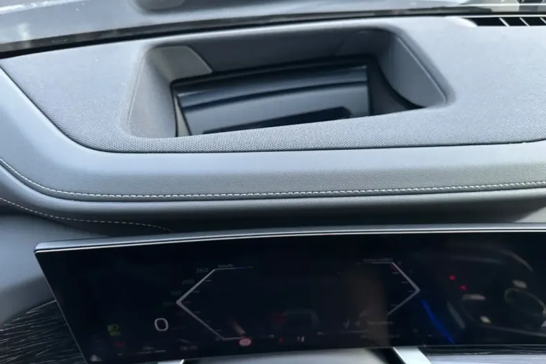 BMW 740 din 2024 cu 12.300 km - oferta BMW121448 - foto 18