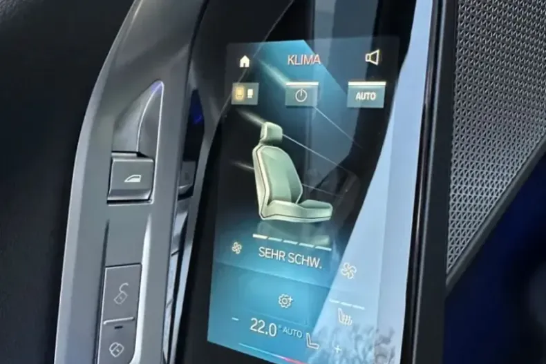 BMW 740 din 2024 cu 12.300 km - oferta BMW121448 - foto 26