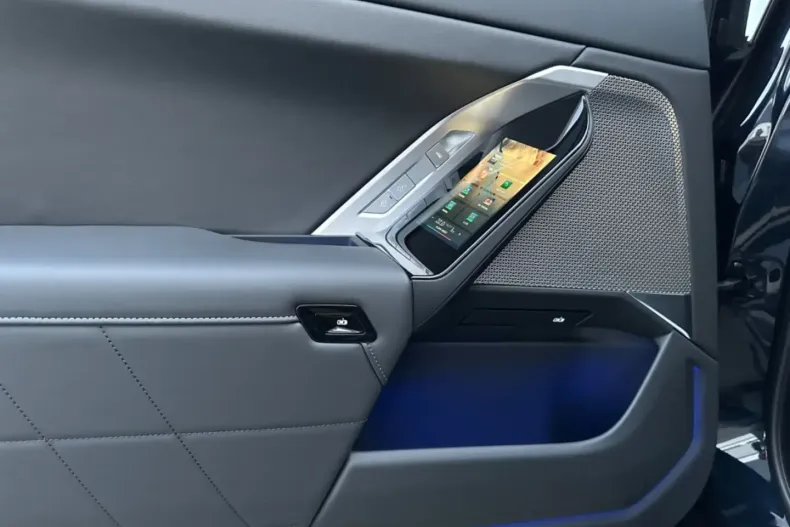 BMW 740 din 2024 cu 12.300 km - oferta BMW121448 - foto 29