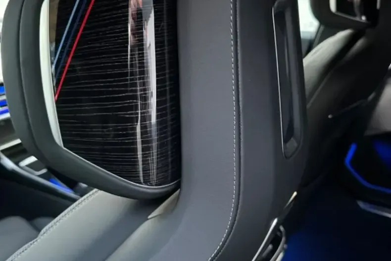 BMW 740 din 2024 cu 12.300 km - oferta BMW121448 - foto 35