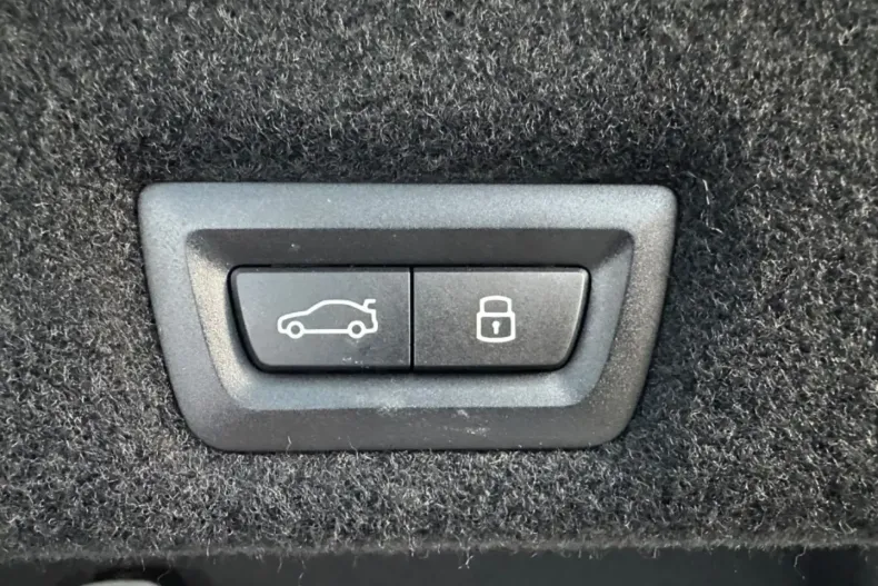 BMW 740 din 2024 cu 12.300 km - oferta BMW121448 - foto 47