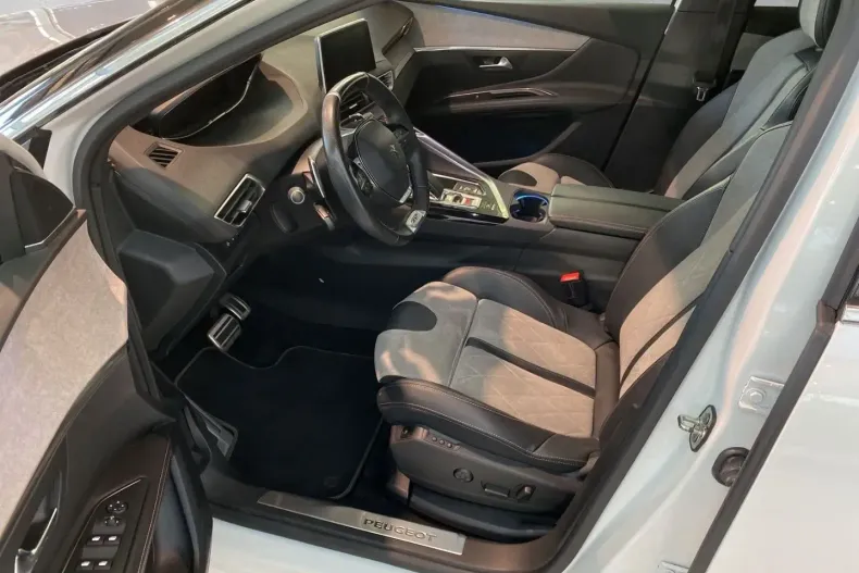 Peugeot 3008 din 2020 cu 60.047 km - oferta PEU121452 - foto 12