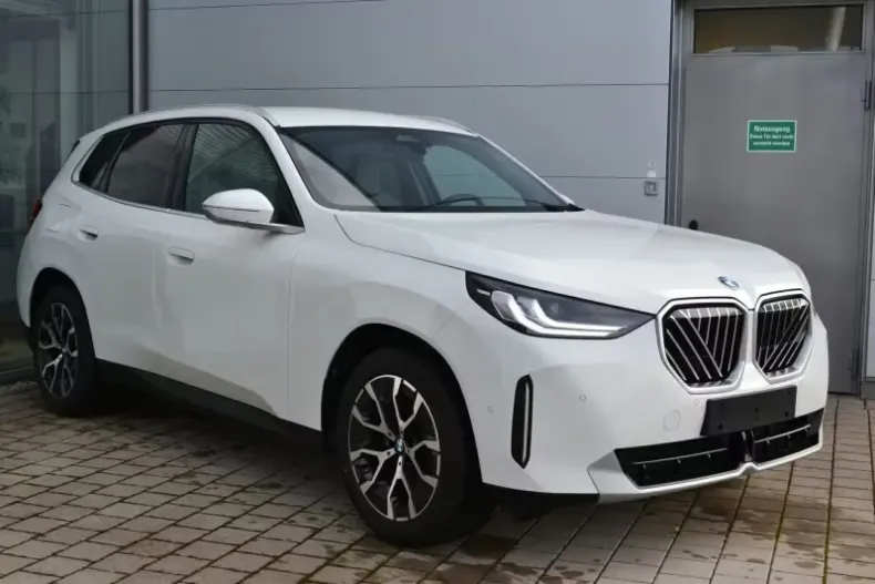 BMW X3 din 2025 cu 0 km - oferta BMW121469 - foto 1