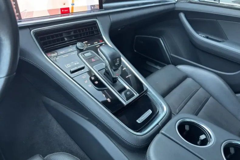 Porsche Panamera din 2021 cu 70.900 km - oferta POR121473 - foto 28