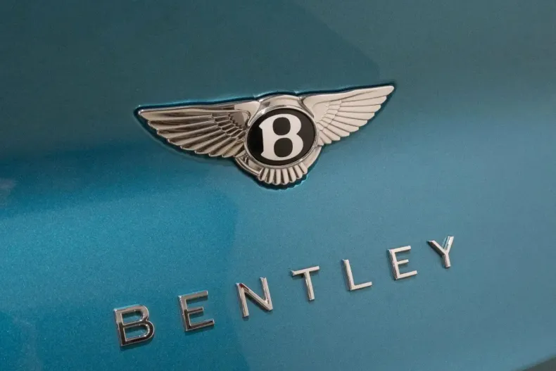 Bentley Bentayga din 2024 cu 6.178 km - oferta BEN121474 - foto 9