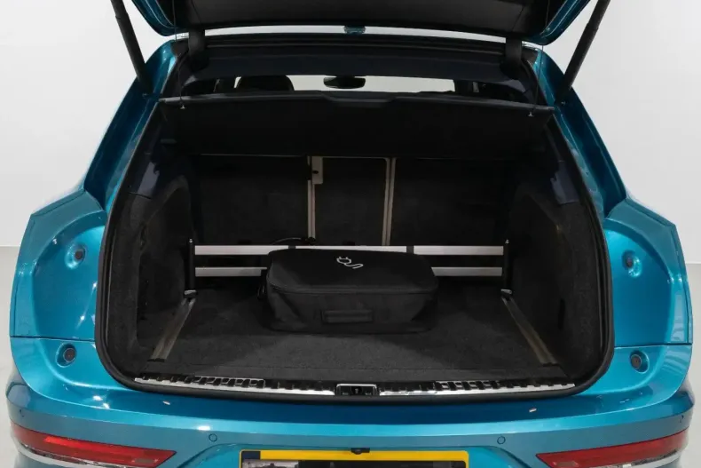 Bentley Bentayga din 2024 cu 6.178 km - oferta BEN121474 - foto 10