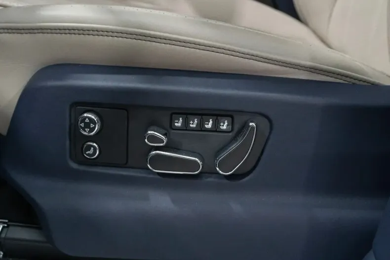 Bentley Bentayga din 2024 cu 6.178 km - oferta BEN121474 - foto 13