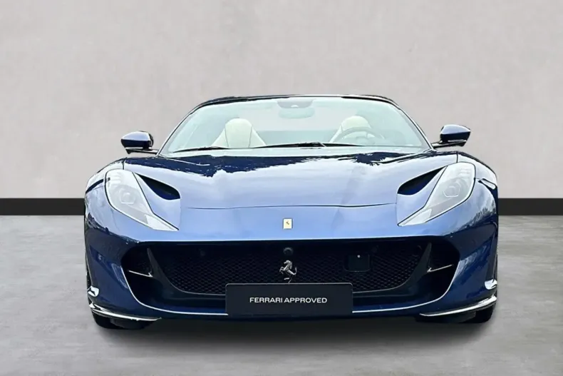 Ferrari 812 din 2021 cu 29.900 km - oferta FER121482 - foto 4