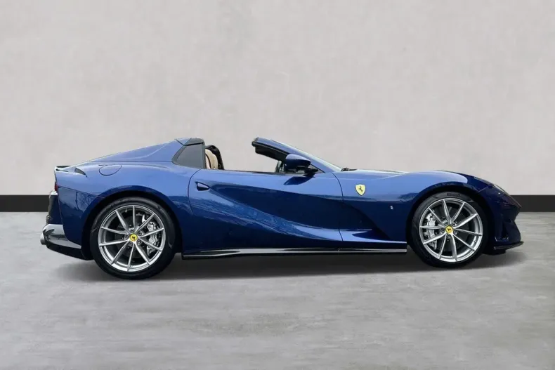 Ferrari 812 din 2021 cu 29.900 km - oferta FER121482 - foto 6