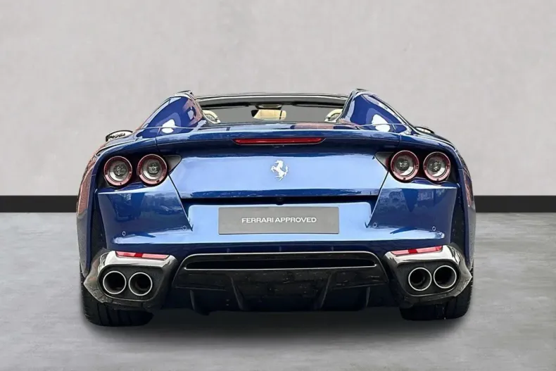 Ferrari 812 din 2021 cu 29.900 km - oferta FER121482 - foto 8
