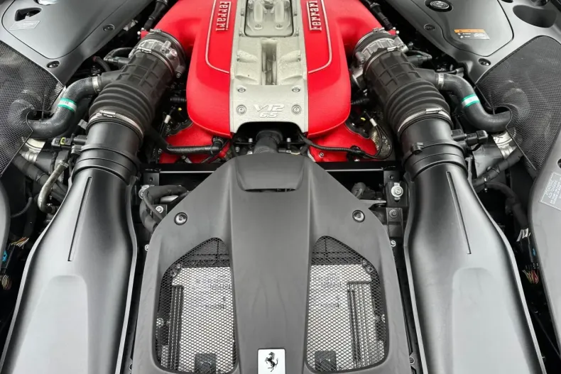 Ferrari 812 din 2021 cu 29.900 km - oferta FER121482 - foto 20