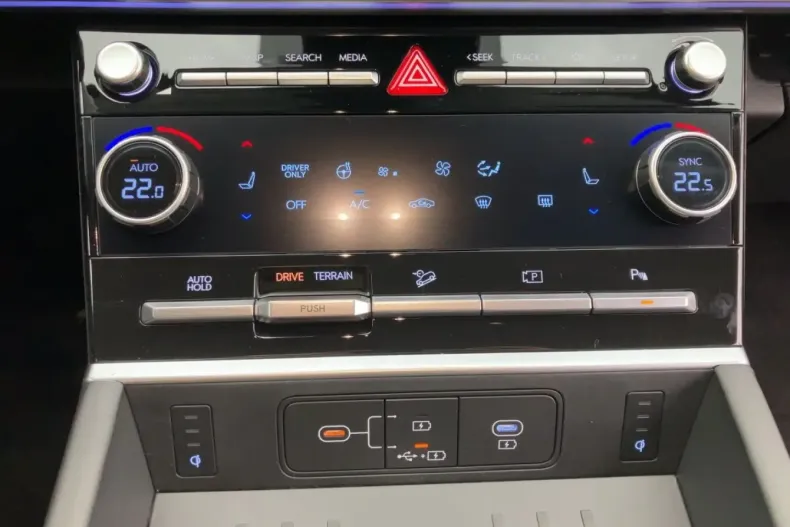 Hyundai SANTA FE din 2024 cu 3.000 km - oferta HYU121483 - foto 11