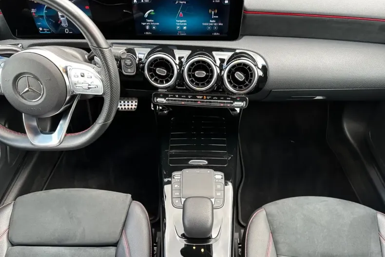 Mercedes-Benz A 200 din 2022 cu 61.922 km - oferta MER121494 - foto 11