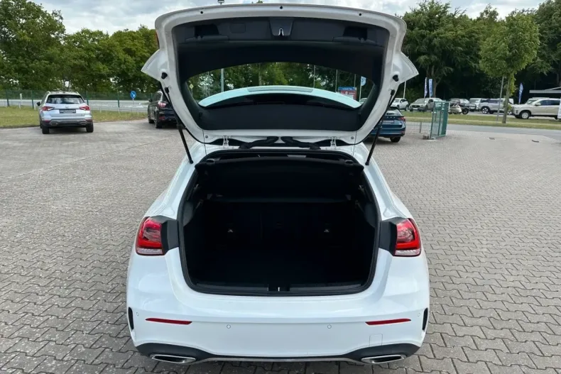 Mercedes-Benz A 200 din 2022 cu 61.922 km - oferta MER121494 - foto 19