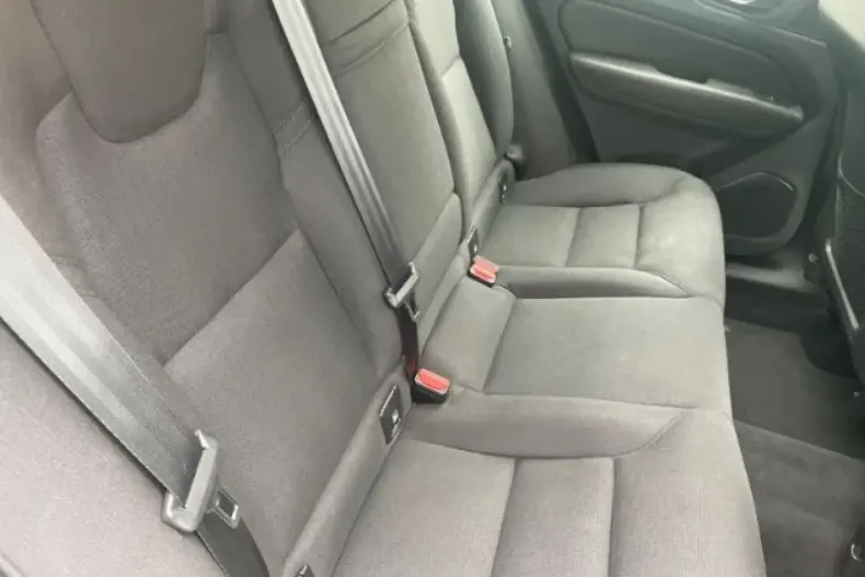 Volvo XC60 din 2022 cu 47.791 km - oferta VOL121497 - foto 4