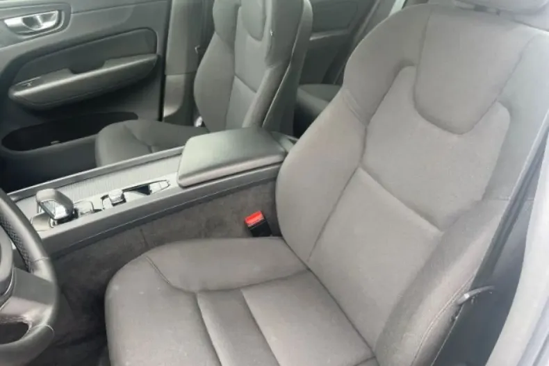 Volvo XC60 din 2022 cu 47.791 km - oferta VOL121497 - foto 12