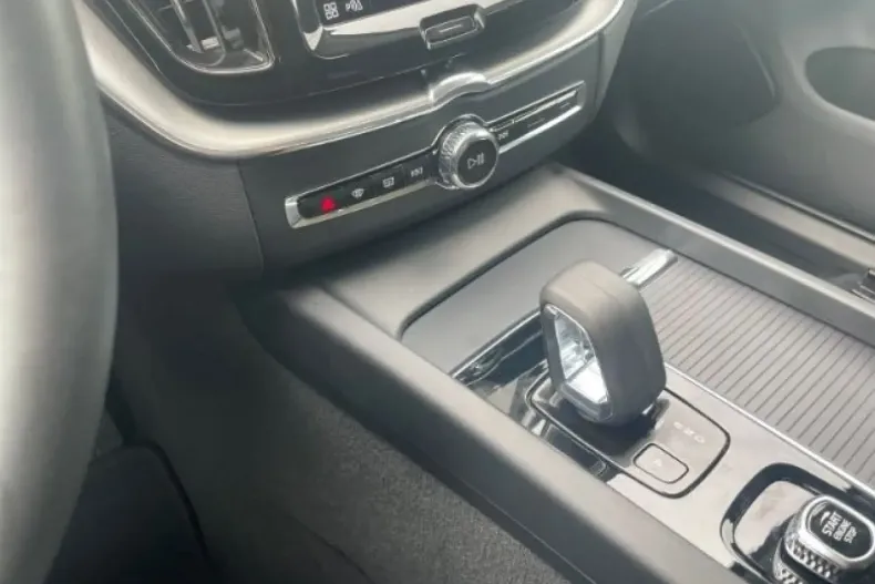 Volvo XC60 din 2022 cu 47.791 km - oferta VOL121497 - foto 14