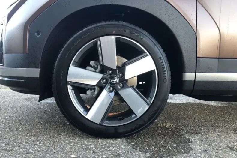 Hyundai SANTA FE din 2025 cu 2.130 km - oferta HYU121499 - foto 8