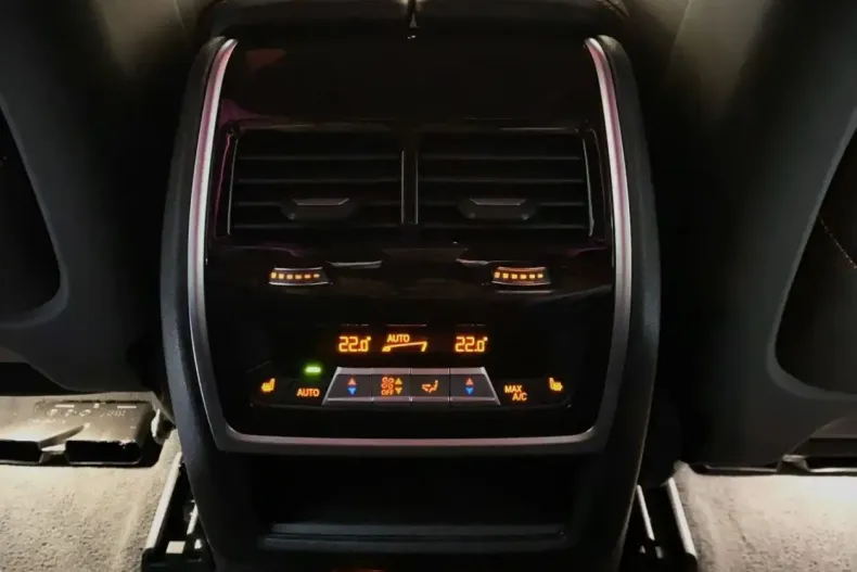 BMW XM din 2024 cu 8.000 km - oferta BMW121500 - foto 11