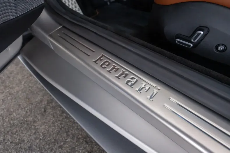 Ferrari Portofino din 2020 cu 2.200 km - oferta FER121501 - foto 7