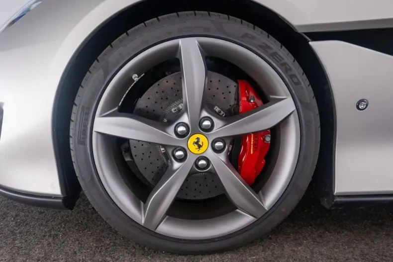 Ferrari Portofino din 2020 cu 2.200 km - oferta FER121501 - foto 29