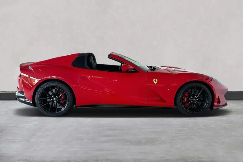 Ferrari 812 din 2021 cu 9.500 km - oferta FER121502 - foto 5