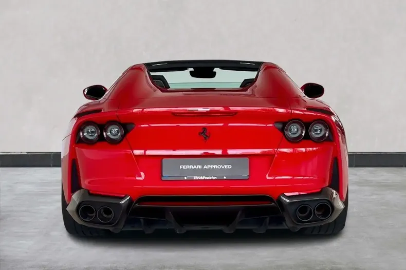 Ferrari 812 din 2021 cu 9.500 km - oferta FER121502 - foto 7