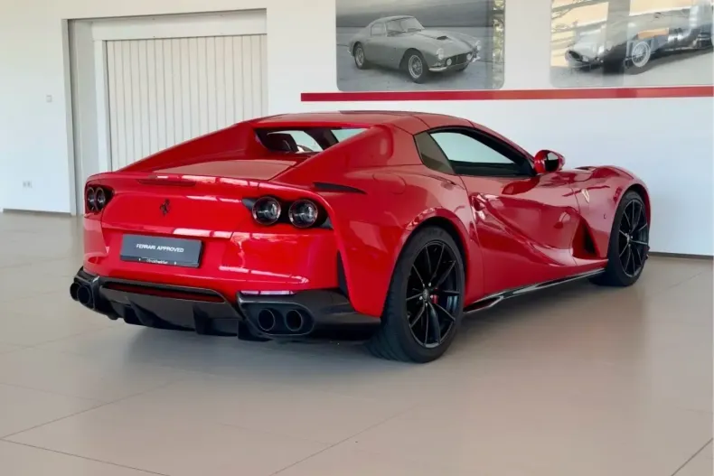 Ferrari 812 din 2021 cu 9.500 km - oferta FER121502 - foto 30